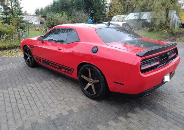 Dodge Challenger cena 97700 przebieg: 129000, rok produkcji 2015 z Krośniewice małe 22
